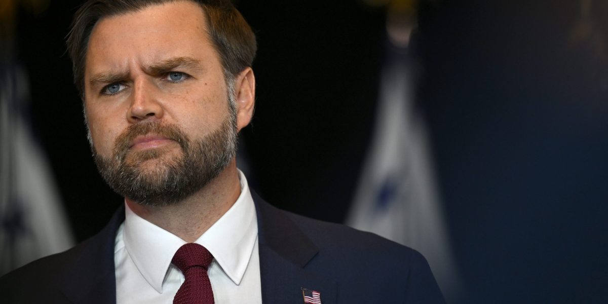 Logam adalah Minyak Baru: JD Vance Berbicara kepada Amerika, ‘Tak Ada yang Lebih Nyata dari Mineral Kritis’