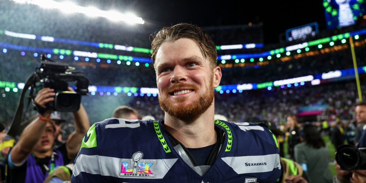 Super Bowl champion says he learned resilience from his plumber dad and PE teacher mom: ‘As long as you believe in yourself, anything is possible’