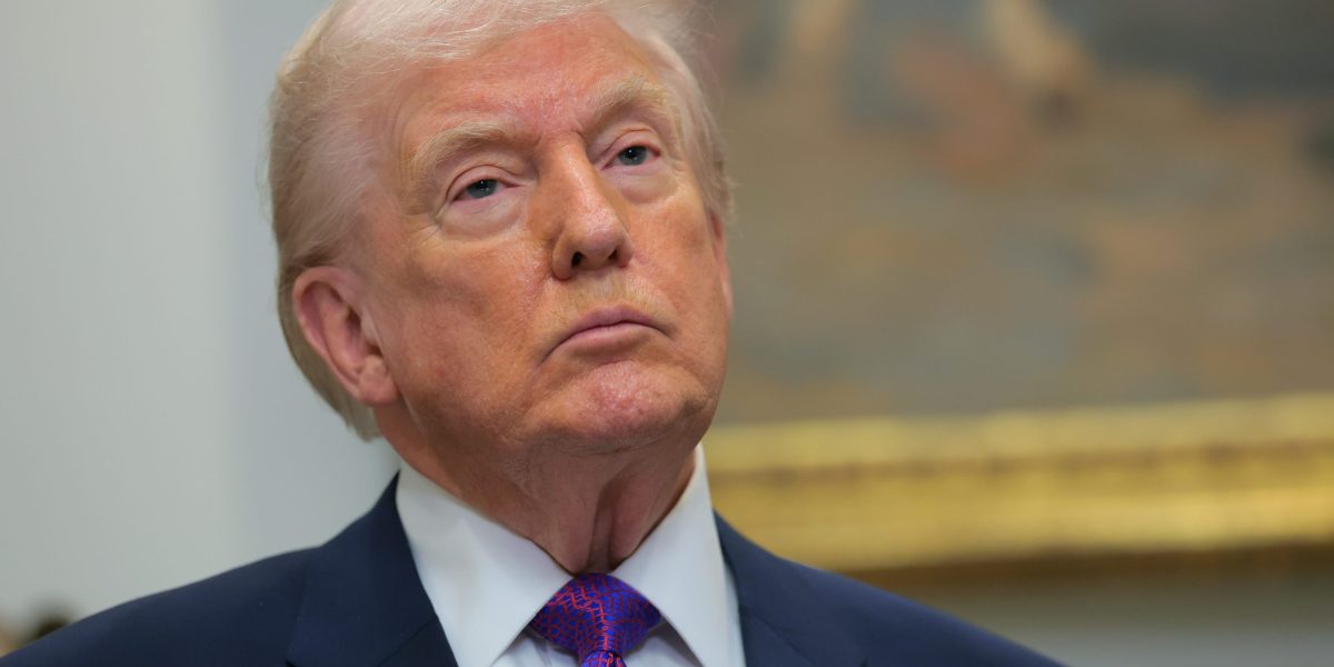 Trump calls justices who struck down his tariffs ‘disgrace to our nation’ and vows fresh duties Trump calls justices who struck down his tariffs ‘disgrace to our nation’ and vows fresh duties