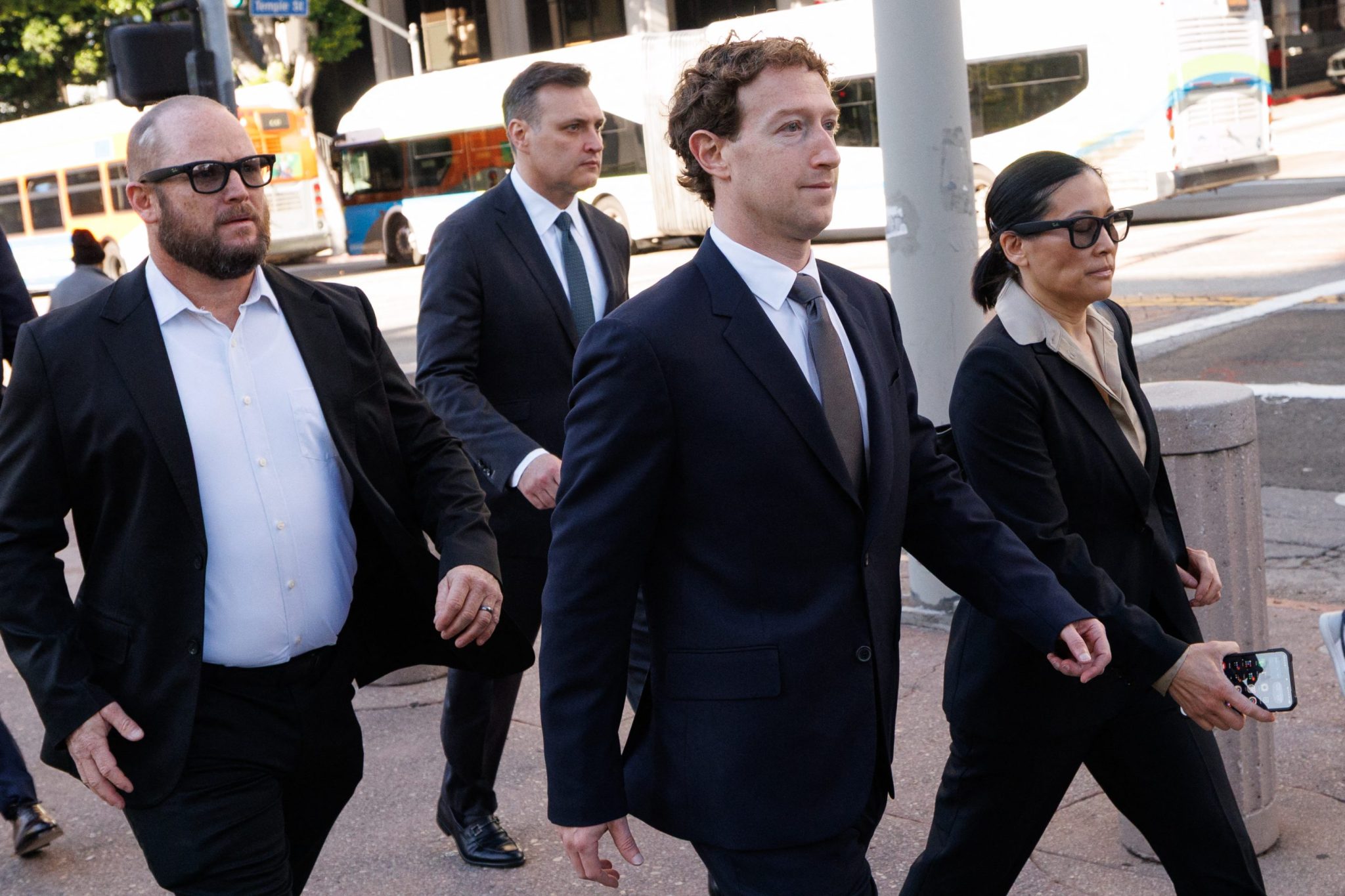 Mark Zuckerberg's entourage threatened with contempt for wearing Meta AI glasses into a no-recording courtroom | Fortune 1 GettyImages 2261799662 e1771608010320