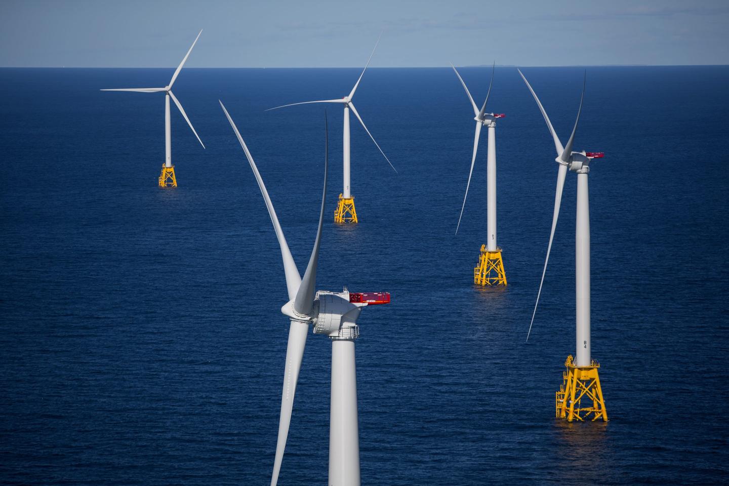Aerial image of the first offshore wind farm in the U.S., off the coast of Rhode Island.