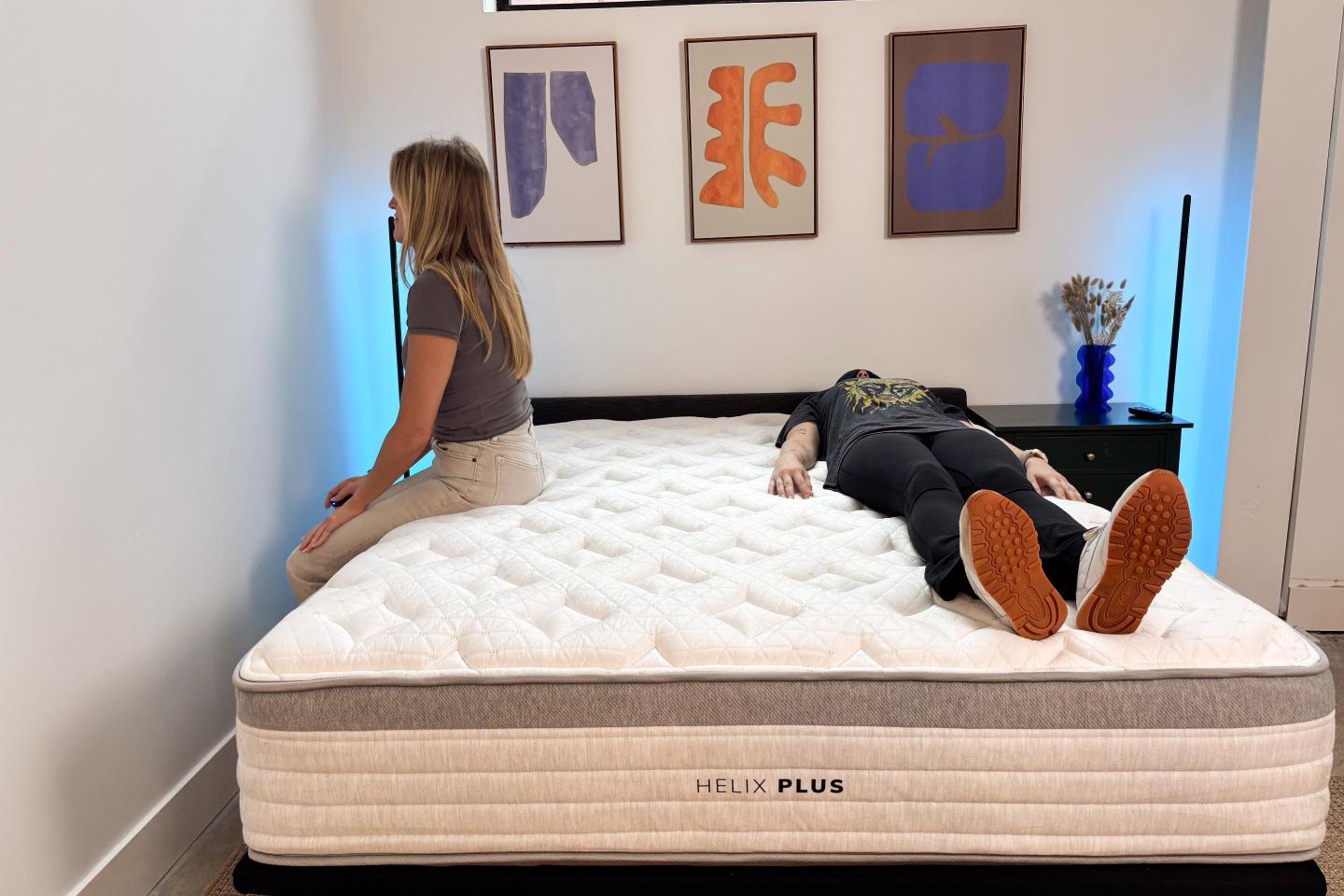 Helix Mattress Review 2026: Tested by Sleep Experts