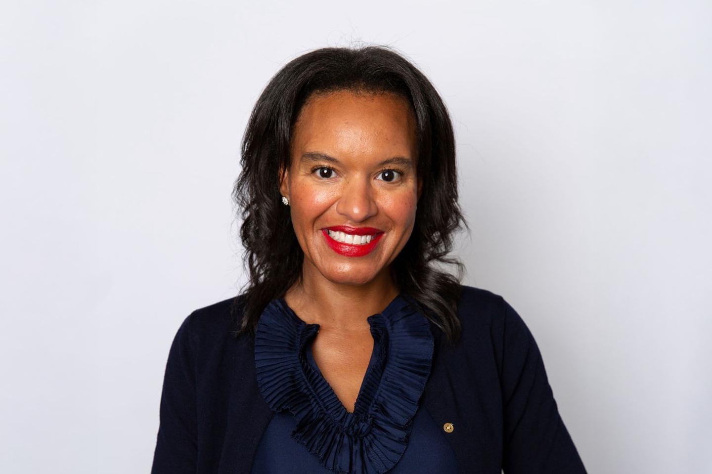She oversaw 29 quarters of sales growth. Now e.l.f.’s CFO is taking on its AI strategy