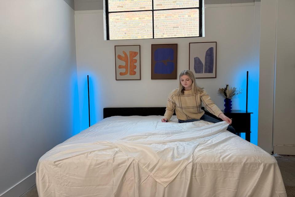 Luxome Luxury sheets as best cooling sheets.
