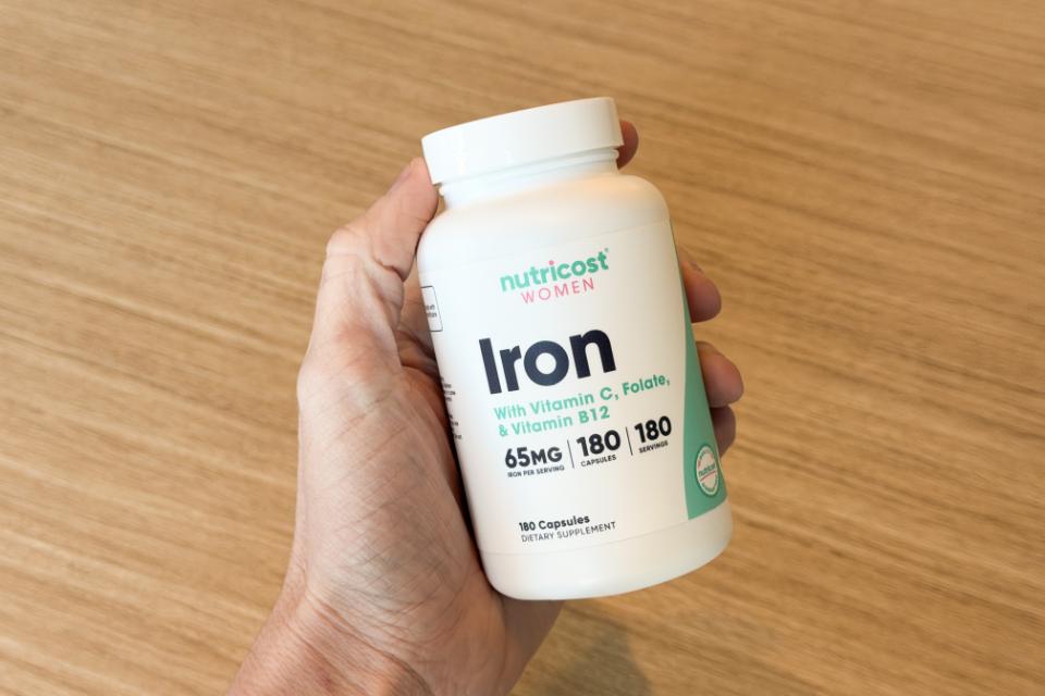 nutricost-women-iron1
