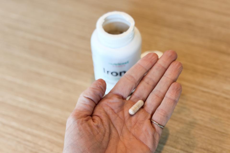 nutricost-women-iron3