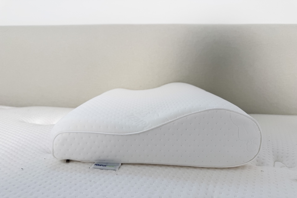 Tempur-Pedic TEMPUR-Neck Pillow as best memory foam pillow