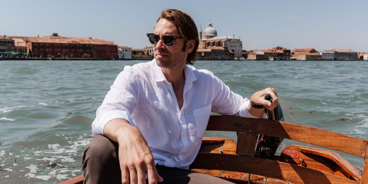 To unwind from his 12-hour shifts, this doctor splits his year between Kentucky and Venice—he pulls into his $438K apartment by boat | Fortune