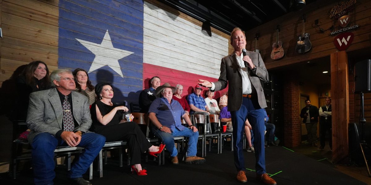 High-stakes Texas primary comes down to wire with both Republican and Democratic candidates on edge | Fortune