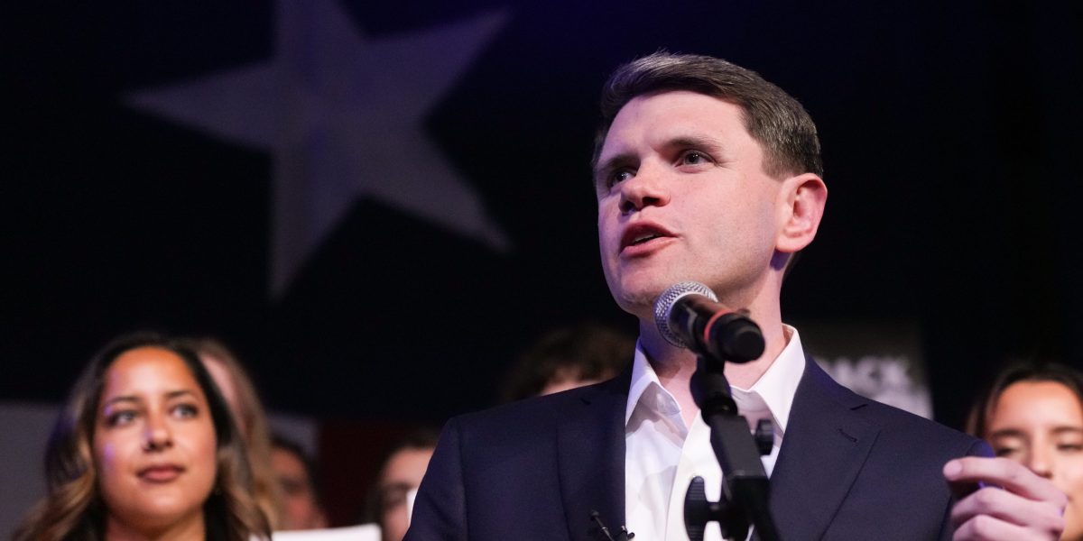 Talarico defeats Crockett in heated primary as Democrats seek first Texas Senate seat in decades | Fortune