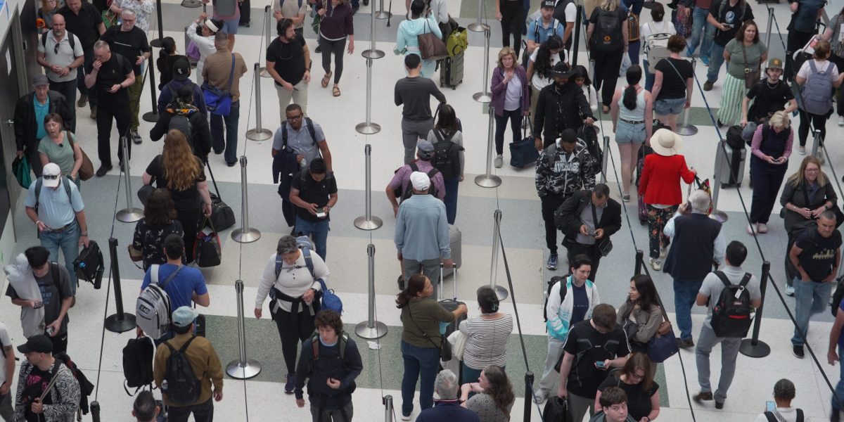 Senate closes in on deal to end Homeland Security shutdown—without funding ICE operations | Fortune