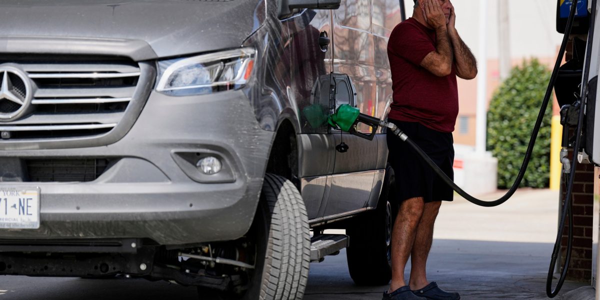 As fuel prices soar on Iran war, some lawmakers push to suspend federal gas tax that pays for highway and public transit programs | Fortune