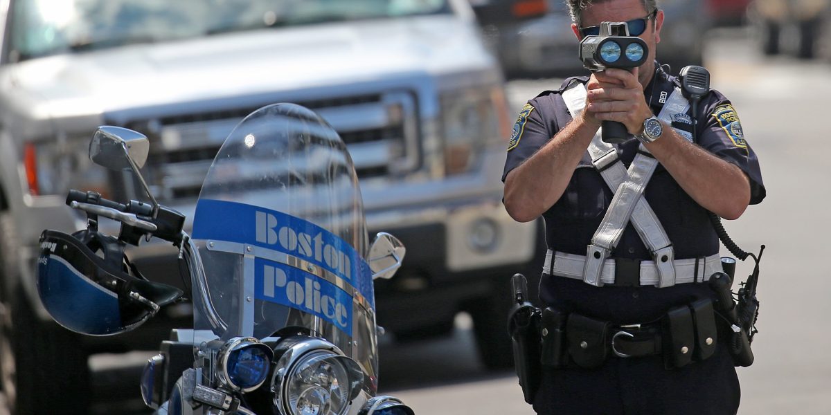 Kota-Kota Ikuti Amazon Hentikan Kontrak dengan Pemindai Lisensi Ring Setelah Iklan Super Bowl