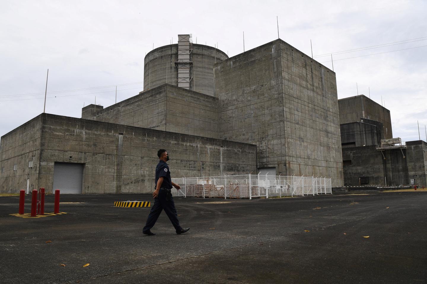 Construction of the region’s first attempt at nuclear power, the Bataan Nuclear Power Plant, began in the Philippines in 1976. 
