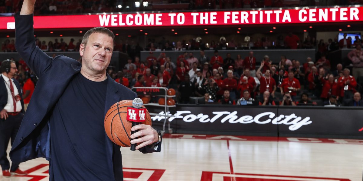 Meet the billionaires bankrolling March Madness Sweet 16 schools—from the Dallas Cowboys owner to Carlyle Group's founder | Fortune