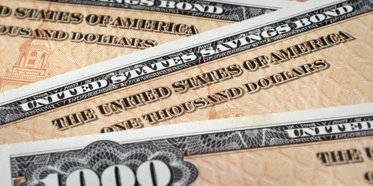 U.S. debt suddenly draws weaker demand as $10 trillion must be rolled over this year amid Iran war. 'The bond market remains undefeated' | Fortune