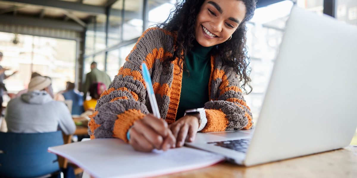 Gelar Seni Liberal Dulu Bergaji Terkecil, Ilmuwan Microsoft: Di Era AI, Justru Sangat Penting untuk Gen Z