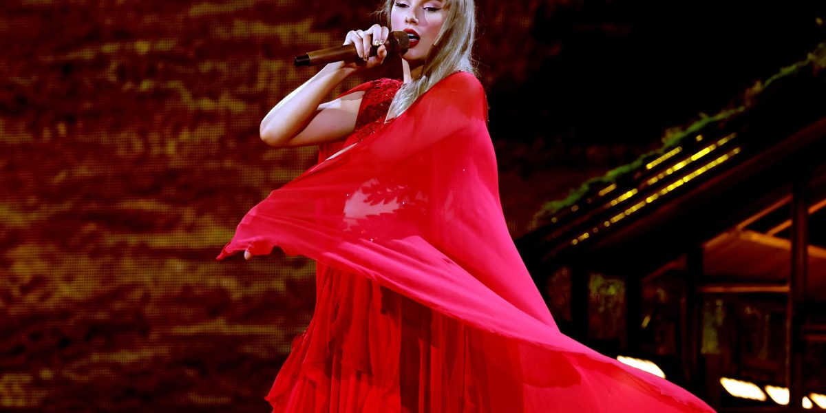 Tawar Menawar Tiket Taylor Swift atau Langsung Antrean DisneyWorld? Mungkin Anda Berada di ‘Pasar Rahasia’.