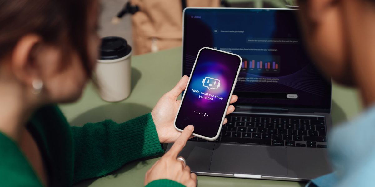 Ringkasan AI Google Lebih Berisiko Cemarkan Citra Merek Anda Dibanding ChatGPT