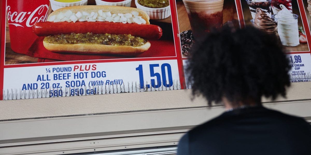 Costco CEO promises the $1.50 hot dog isn't going away: 'The price will not change as long as I'm around' | Fortune