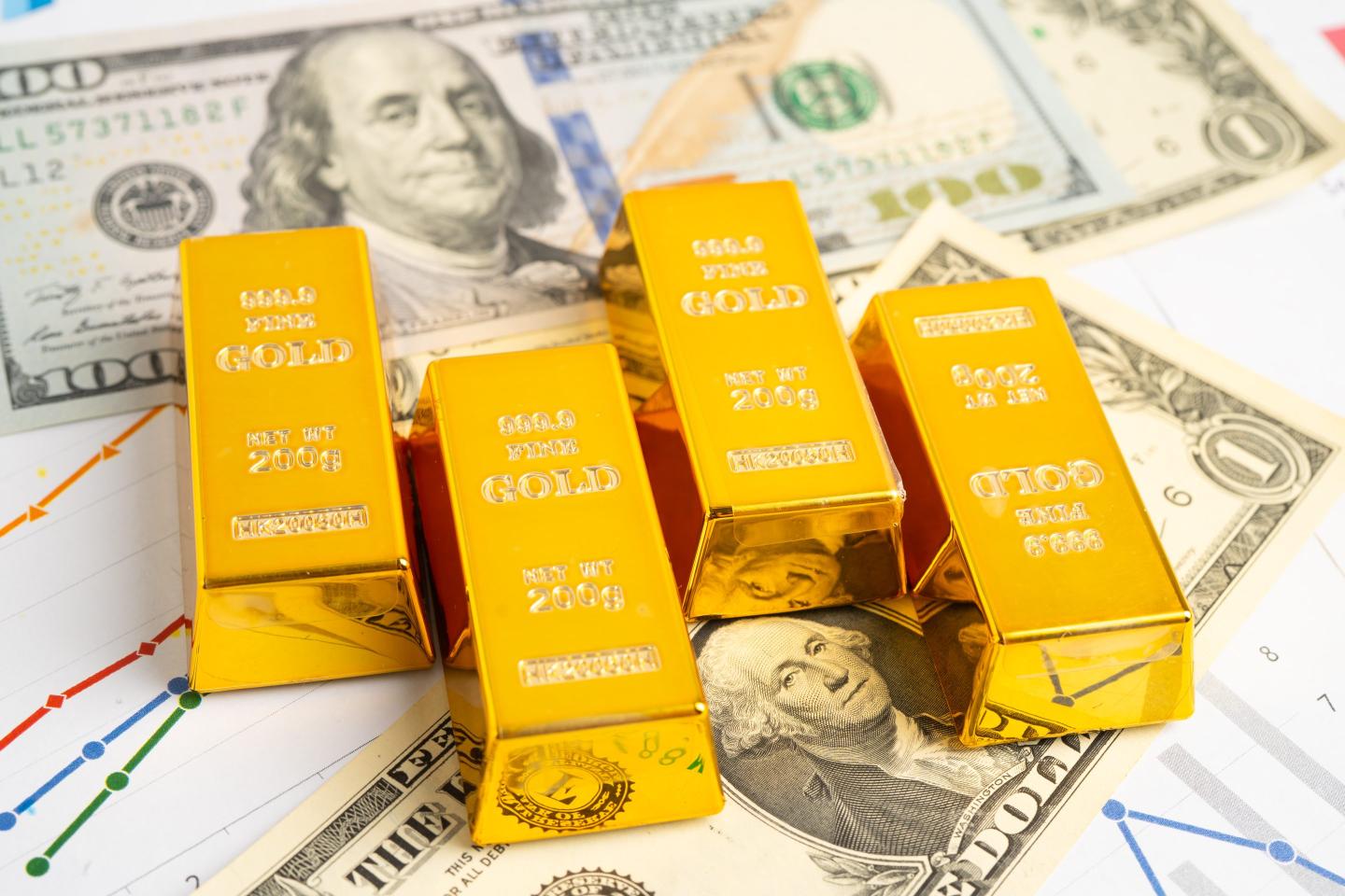 What would $5,000 worth of gold purchased in 2016 be worth in 2026?