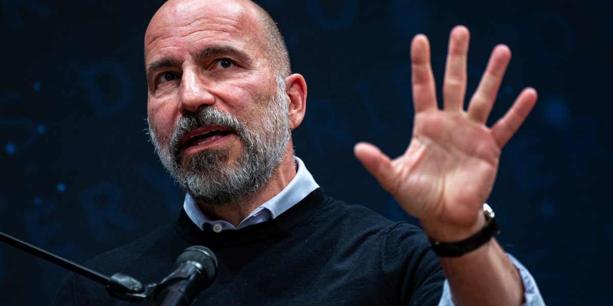 CEO Uber Ungkap Budaya Kerja ‘Sangat Menuntut’, Termasuk Harap Karyawan Balas Email di Akhir Pekan: “Jangan Bergabung Kalau Hanya Ingin Santai”