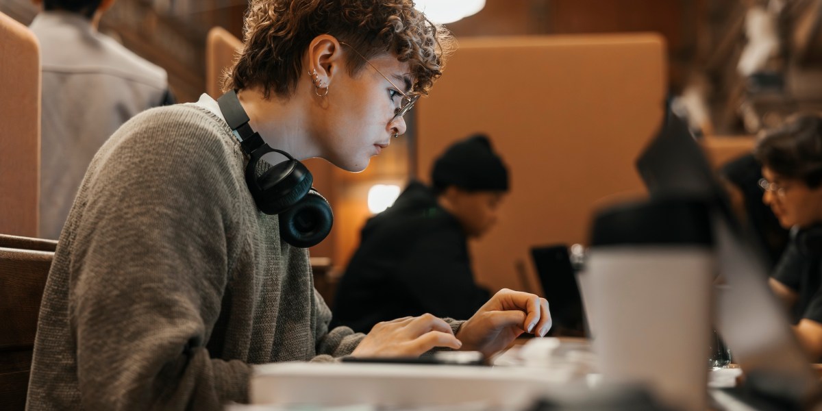 America’s math and reading scores collapsed when schools went digital. AI may be a greater threat