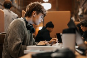 America’s math and reading scores tanked after schools ditched textbooks for screens—and AI could wo ...