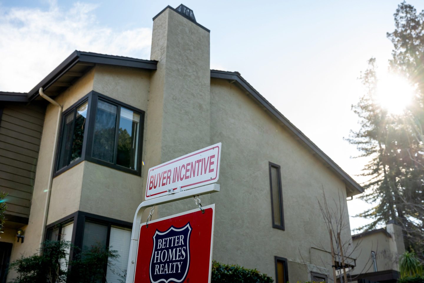 A "Buyer Incentive" sign in front of a home for sale in Crockett, California, US, on Thursday, Jan. 22, 2026. Pending sales of US existing homes fell in December by the most since April 2020, an unusually large drop after the housing market appeared to be gaining some momentum. Photographer: David Paul Morris/Bloomberg via Getty Images