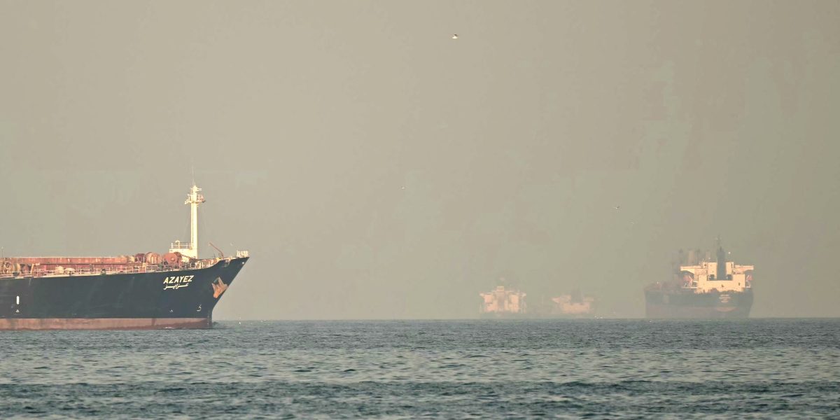 Oil prices soar 10% as tanker traffic halts near the Strait of Hormuz amid Iran attacks while IRGC warns against passage. ‘Our ships will stay put’