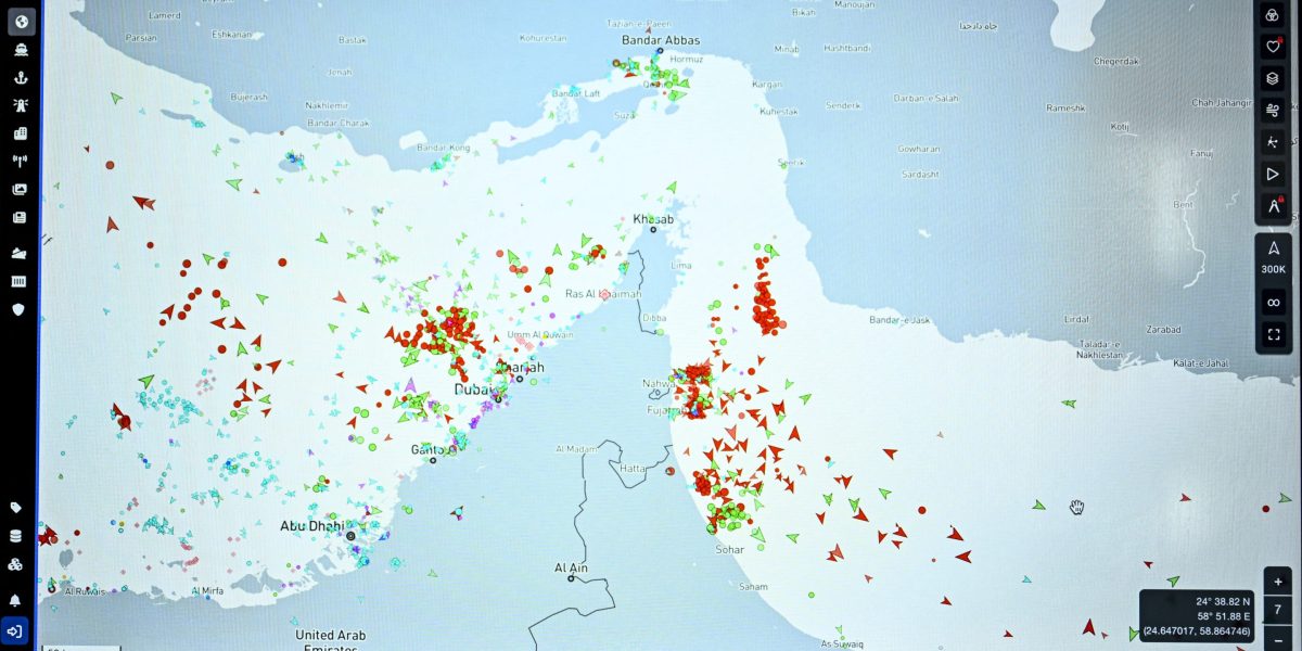 Perlindungan Terbaik bagi Kapal di Selat Hormuz: Klaim sebagai ‘Kapal Tiongkok’
