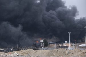 Oil prices soar past $100 while Dow futures sink 800 points as Iran war spirals into worst-case fears and U.S. eyes special forces mission