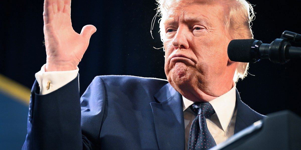 Perang Trump terhadap Iran Bisa Tambah Utang Nasional AS  Juta dalam 60 Hari