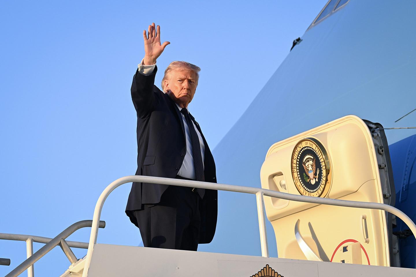 Trump says war to end ‘very soon,’ floats removing oil sanctions