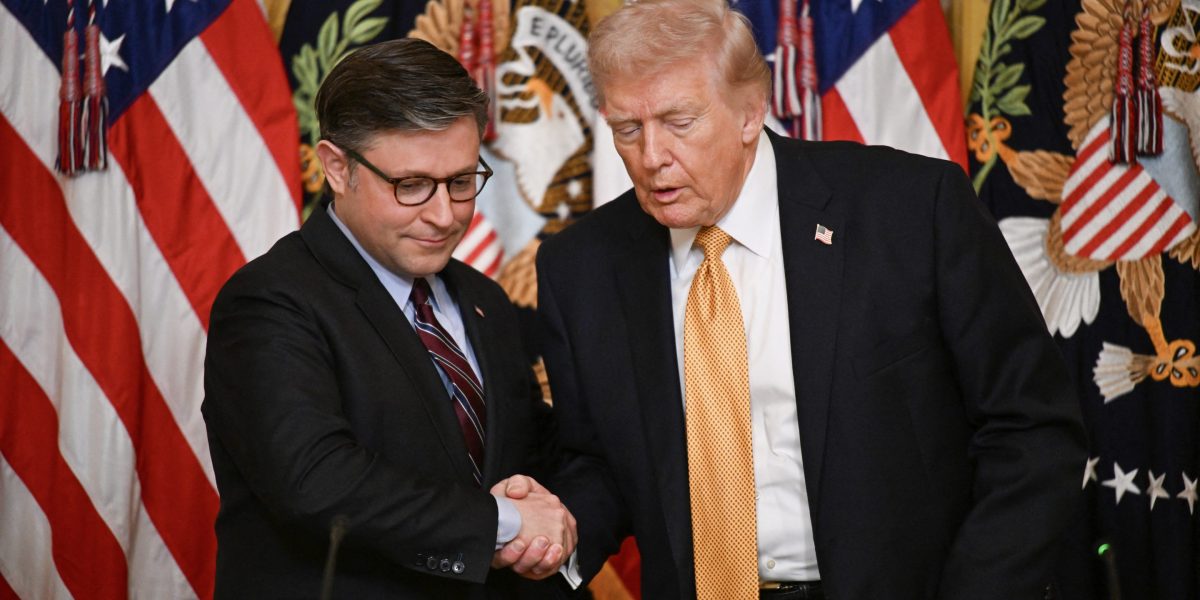 Social Security has 6 years left. The fix that sounds cruelest may be the smartest | Fortune