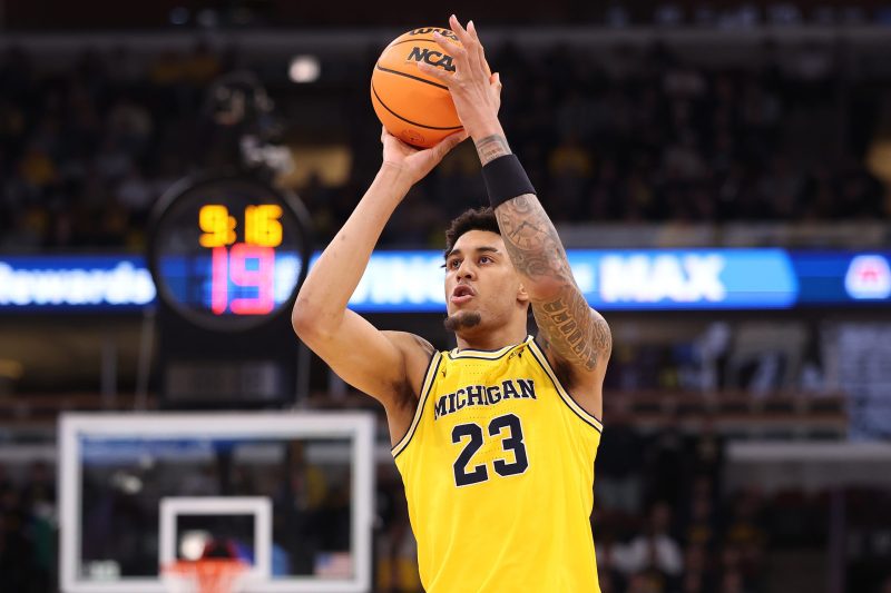 From 12 hours of video games a day to Big Ten Player of the year: The unlikely rise of Yaxel Lendeborg