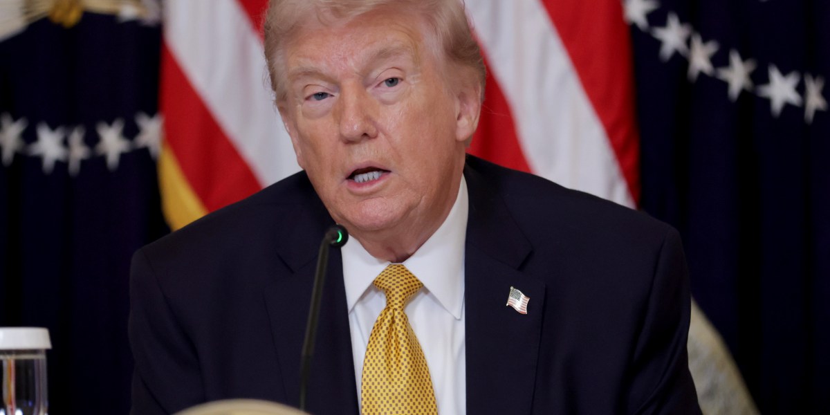 Trump suggests postponing his key meeting with Xi Jinping by ‘a month or so,’ as Iran overtakes China on the U.S.’s agenda | Fortune