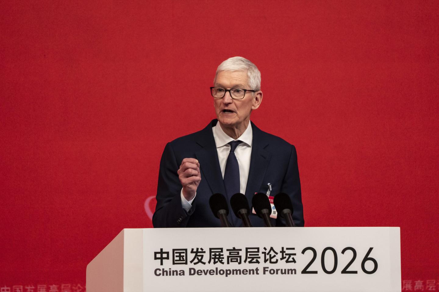 Apple CEO praises China partners as Beijing applies pressure