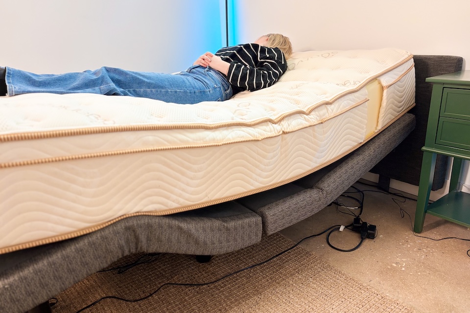 Adjustable bed frame