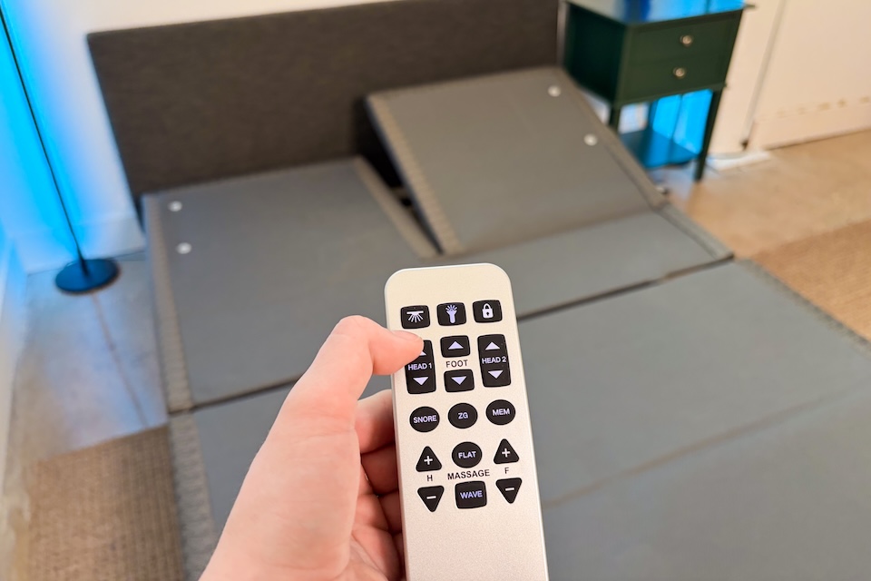 saatva adjustable bed frame