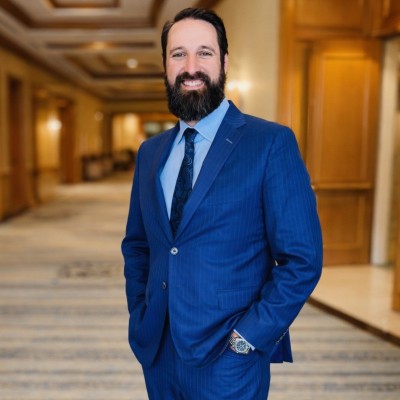 This founder was an AI layoff 9 months ago. Then he built an instantly profitable company with 2 partners and 12 agents