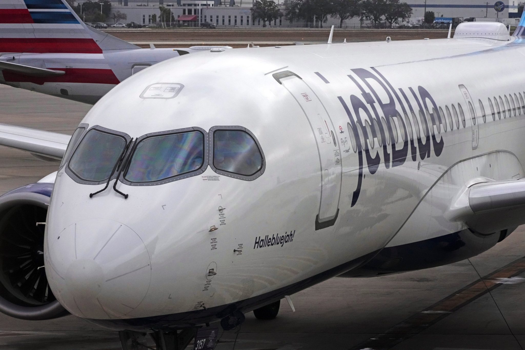 JetBlue hikes checked bag fees as much as $9 on war in Iran