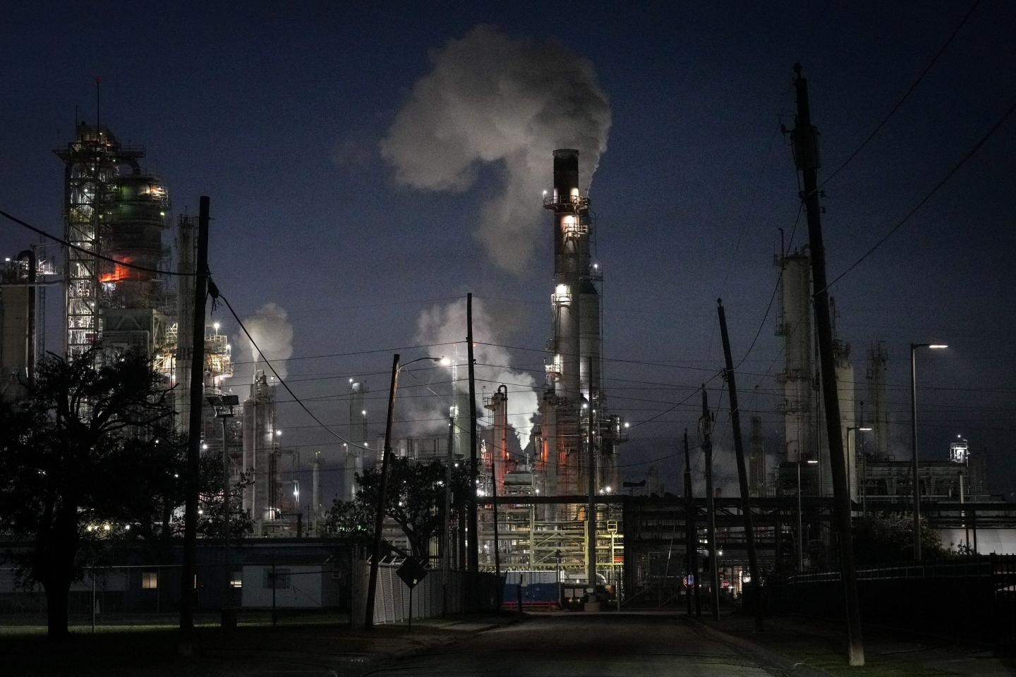 A major U.S. gasoline production hub is in such a severe drought that its refineries may be hobbled. ‘We are actively praying for a hurricane’