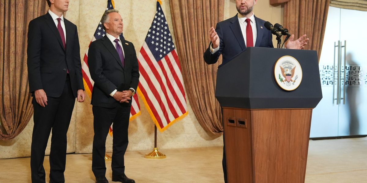 Trump says U.S. Navy to impose Hormuz blockade after failing to reach a deal with Iran. 'No one who pays an illegal toll will have safe passage' | Fortune