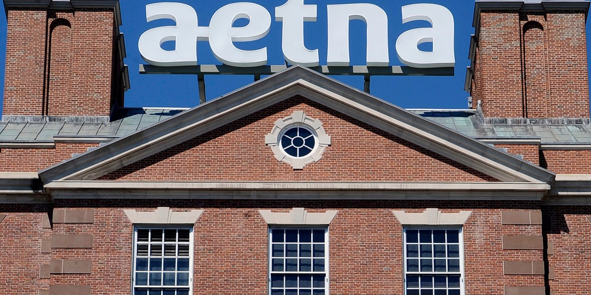 Man carrying AR-style gun arrested near Aetna headquarters, police say