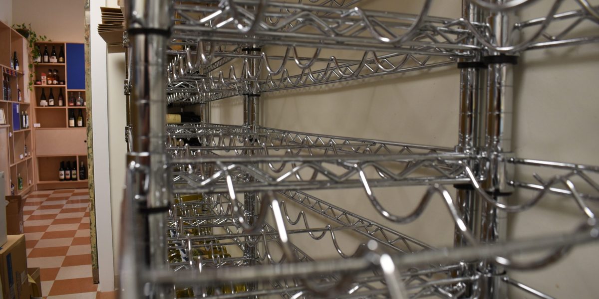 Komunitas Minuman Beralkohol Mississippi Gempar Akibat Keterlambatan Distribusi Miras dan Anggur