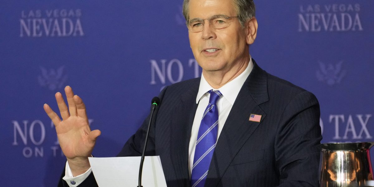 US Extends Waiver on Russian Oil Sanctions Amid Iran War