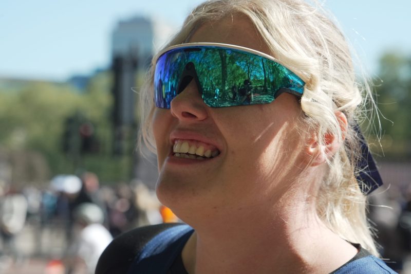 AI smart glasses are helping visually impaired runners take on the London Marathon