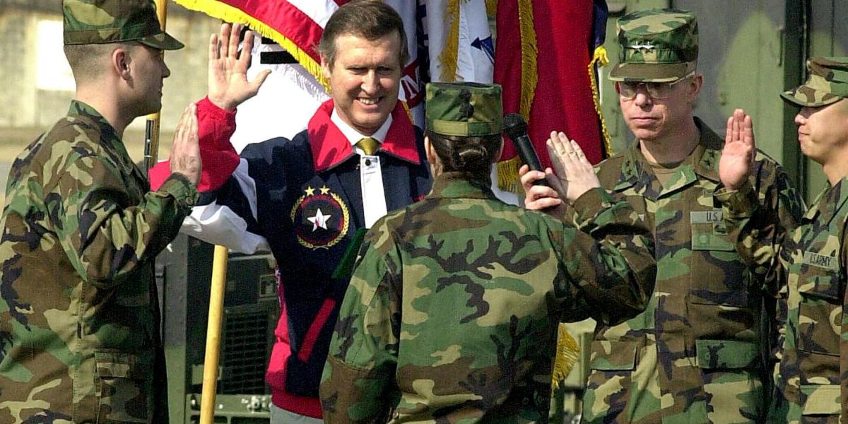 Peringatan Purnawirawan Jenderal: Amerika Tak Bisa Bertarung dalam Perlombaan Senjata AI dengan Teknologi yang Tak Mereka Kuasai