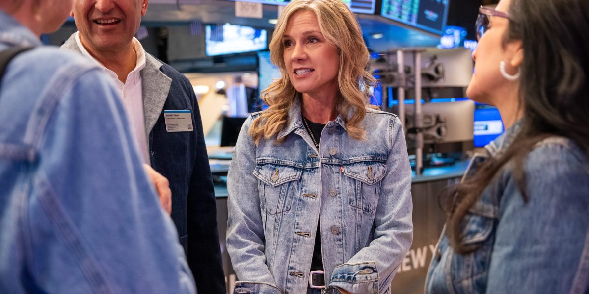 Mengapa CEO Michelle Gass Bersinar di Levi’s Setelah Gagal di Kohl’s